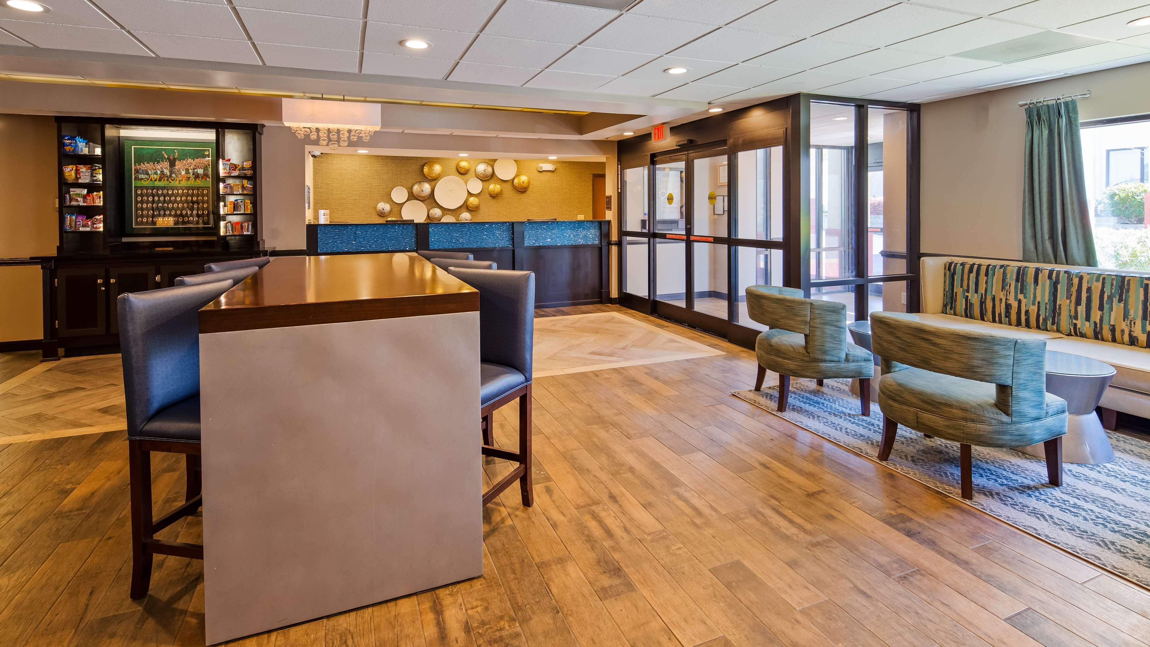 Best Western Augusta West Extérieur photo