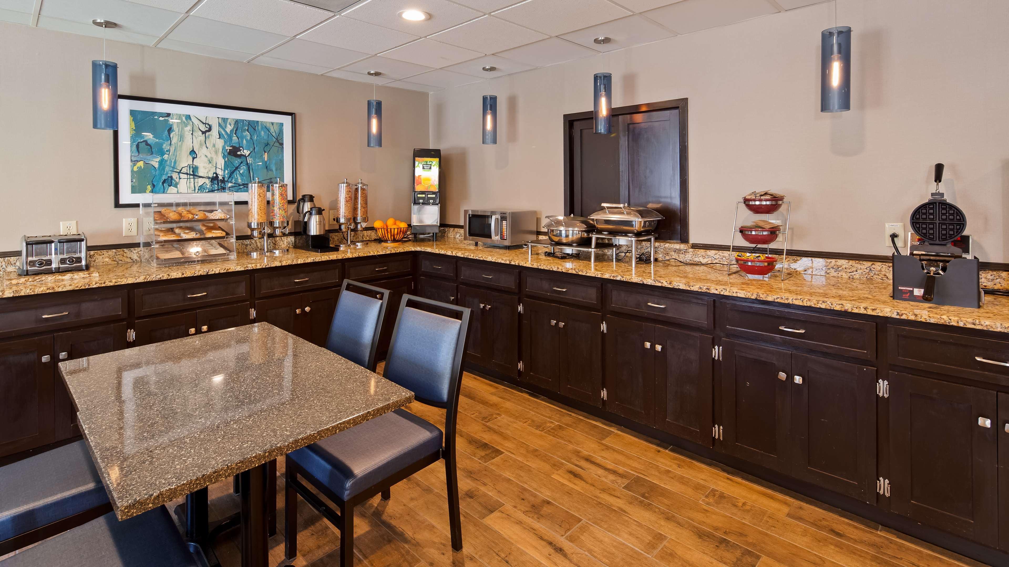 Best Western Augusta West Extérieur photo