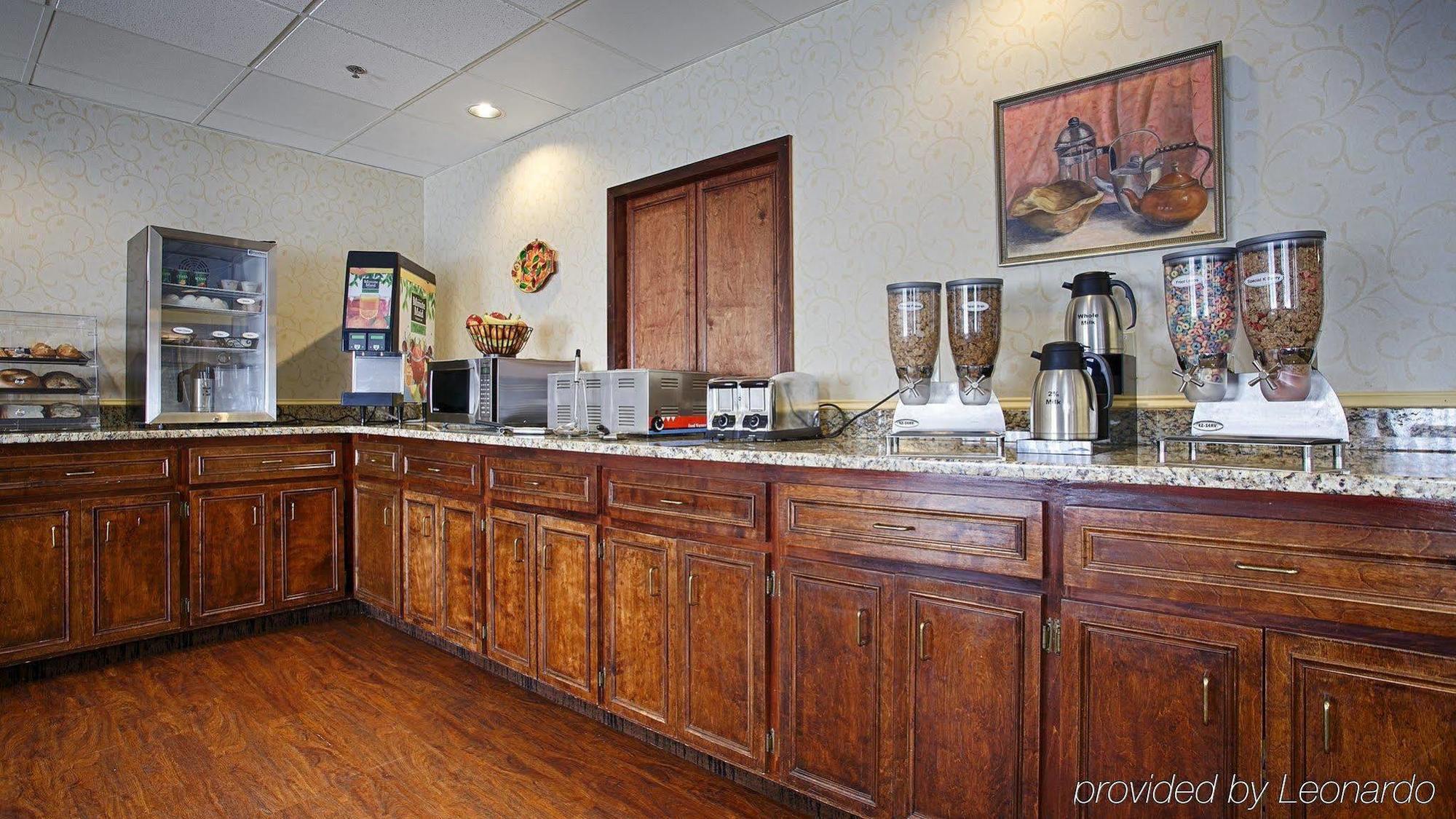 Best Western Augusta West Extérieur photo