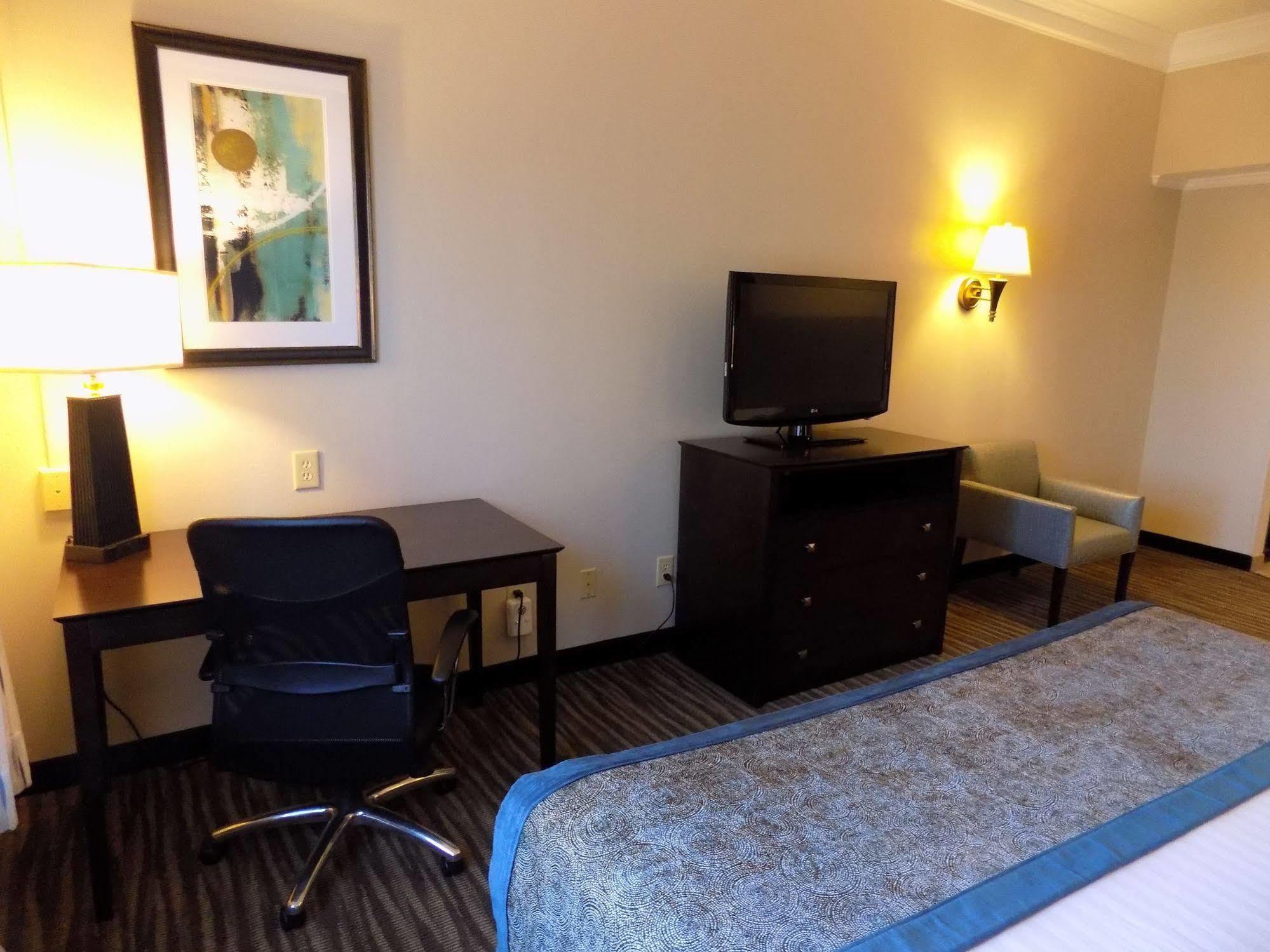 Best Western Augusta West Extérieur photo